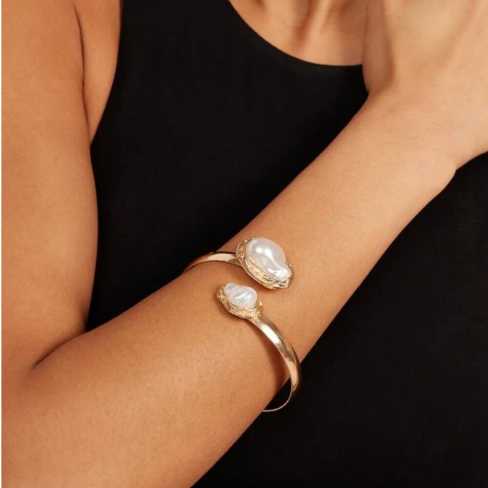 ❤️‍🔥BOGO FREE JUSTFAB Organic Pearl Golden Cuff Wrap Boutique Bracelet Jewelry